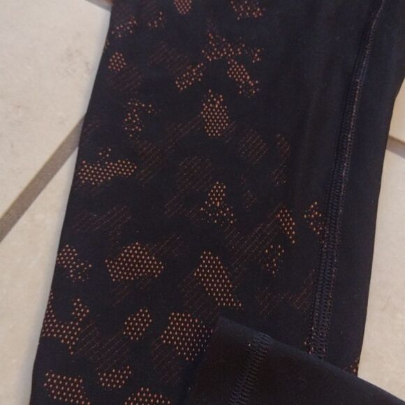 Lululemon Mapped Out High Rise Tight Black Brick Orange patterned leggings 2 - Picture 5 of 13
